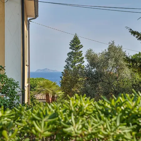 Elba Bellavista -- Casa Cerboli -- * Cavo