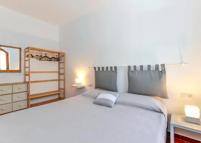 Elba Bellavista -- Casa Cerboli -- בית נופש